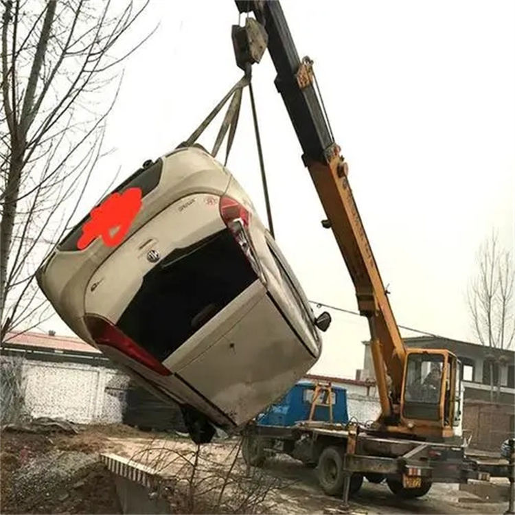 慈利吊车救援小汽车怎么吊